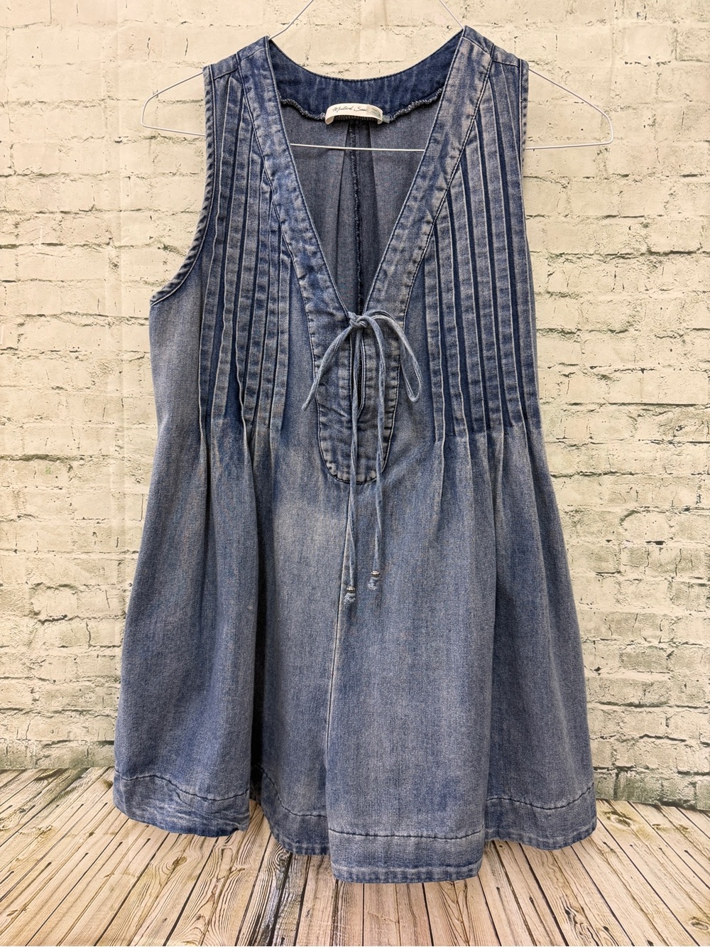 Mustard Seed Denim Pintuck Tie-Front Romper sz S EUC